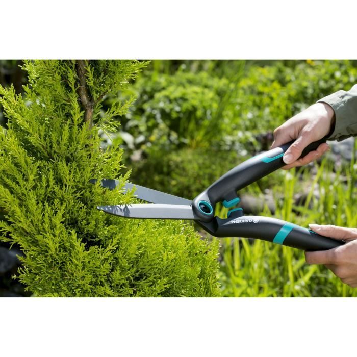 GARDENA Cisaille a haies PrecisionCut  Lames droites 180mm  Revetement anti-adhérence  Poignées ergo  Garantie 25 ans