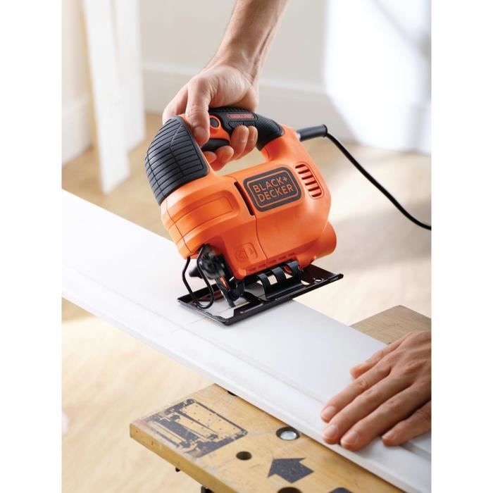 BLACK+DECKER Scie Sauteuse Pendulaire Filaire 520W KS701E-QS Vitesse Variable a la Gâchette