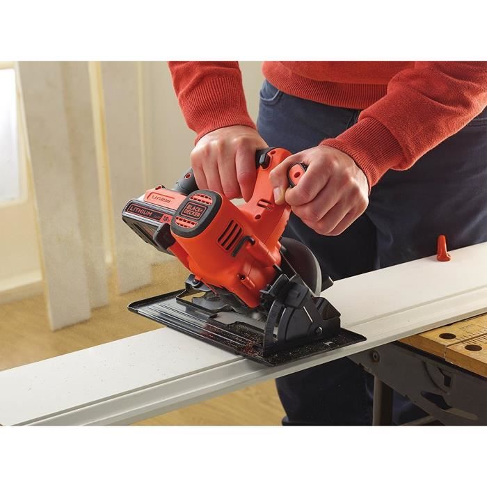 Scie Circulaire sans-fil BLACK+DECKER BDCCS18N-XJ - 18V, 140mm, Semelle métal, Revetement grip