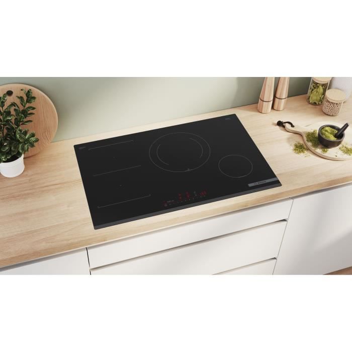 Table induction grande largeur BOSCH - 4 foyers - L80 x P52 cm - PVS831HC1E