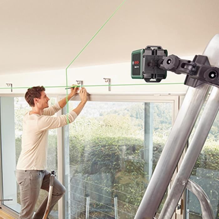 Laser ligne en croix Bosch -  Quigo + (Portée 7 m, livré avec piles, trépied 1,1m et coffret)