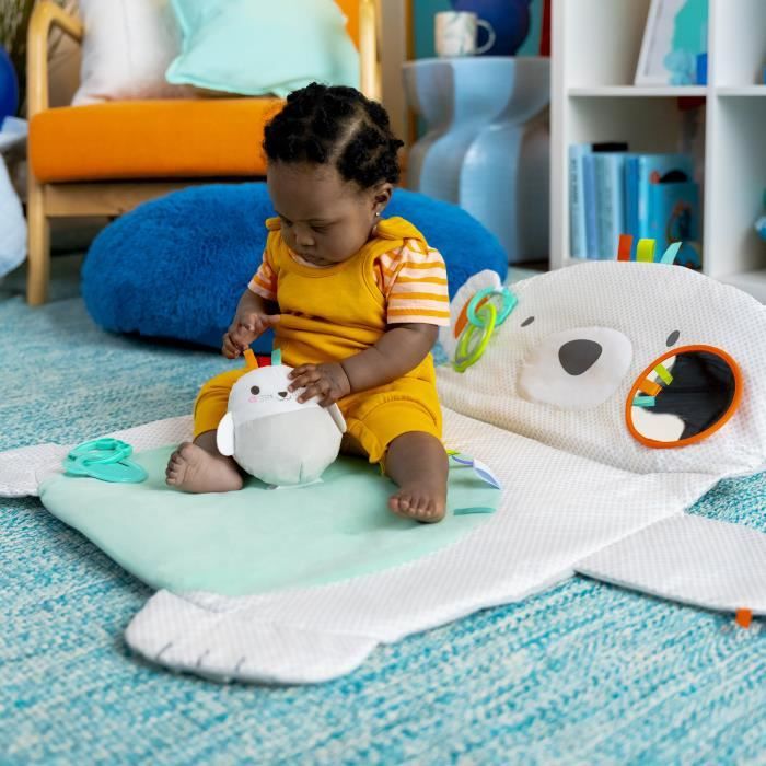 BRIGHT STARTS Tapis d'éveil Ours Polaire, Coussin de support pour position sur le ventre, 4 jouets détachables