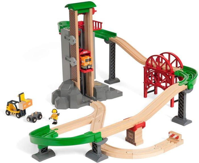 BRIO World Grand Circuit Plateforme Multimodale - Coffret 32 pieces - Circuit de train en bois - Ravensburger - Des 3 ans - 33887