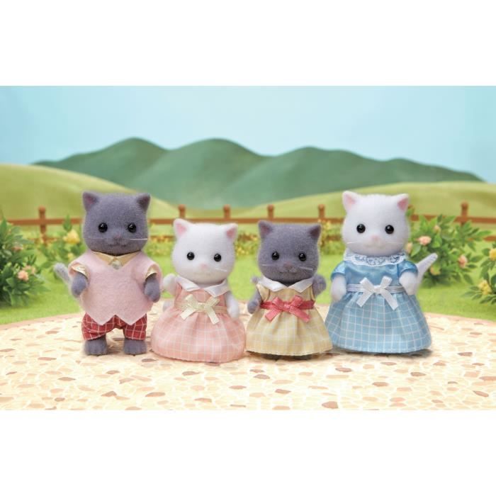 SYLVANIAN FAMILIES - Famille chat persan - 4 personnages articulés et habillés - Pour enfants a partir de 3 ans