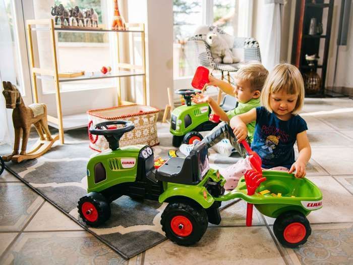 Porteur tracteur Claas avec remorque et accessoires - FALK - Des 12 mois - 100% fabriqué en France - 40% plastique recyclé