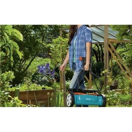 GARDENA Tondeuse hélicoidale 400 Classic Surface tonte max 200m²  Hauteur de coupe 12 a 42mm  Largeur de coupe 40cm  (4018-20)