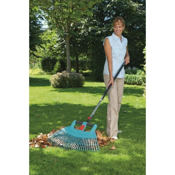 Balai a gazon 2 en 1 XXL Combisystem GARDENA - Plastique renforcé - 77cm - 32 dents - Garantie 25 ans