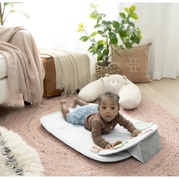 INGENUITY Tapis d'éveil 4 en 1 Petit Ourson, Coussin de support pour apprentissage de la position assise