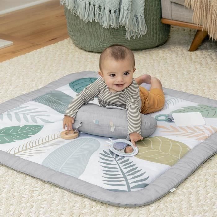 INGENUITY Tapis d'éveil tout confort Petit Eléphant, 12 cartes étapes mensuelles et tableau personnalisable