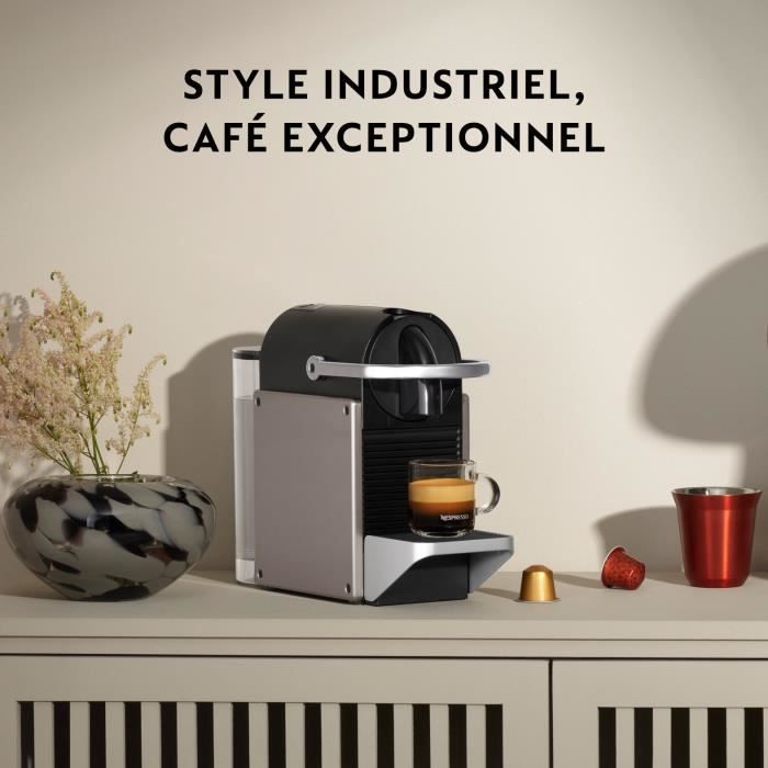 NESPRESSO KRUPS Pixie Machine a café dosette ou capsule, 19 bars, réservoir 0.7 L, Titane YY5290FD