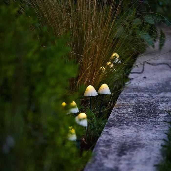 10 mini-champignons lumineux solaires a piquer - LUMISKY - CHAMPY - 3.8 m - Balisage allée - LED blanc chaud