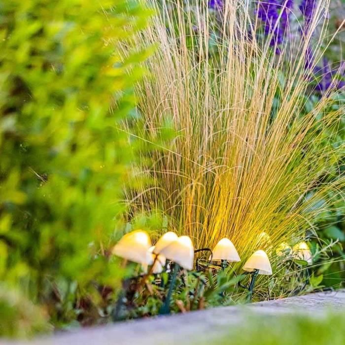 10 mini-champignons lumineux solaires a piquer - LUMISKY - CHAMPY - 3.8 m - Balisage allée - LED blanc chaud