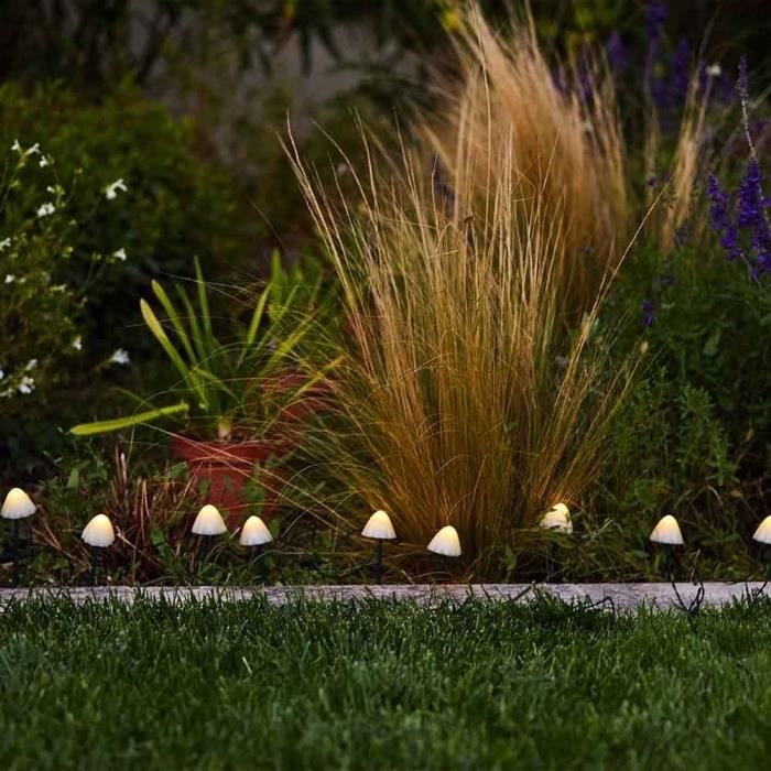 10 mini-champignons lumineux solaires a piquer - LUMISKY - CHAMPY - 3.8 m - Balisage allée - LED blanc chaud