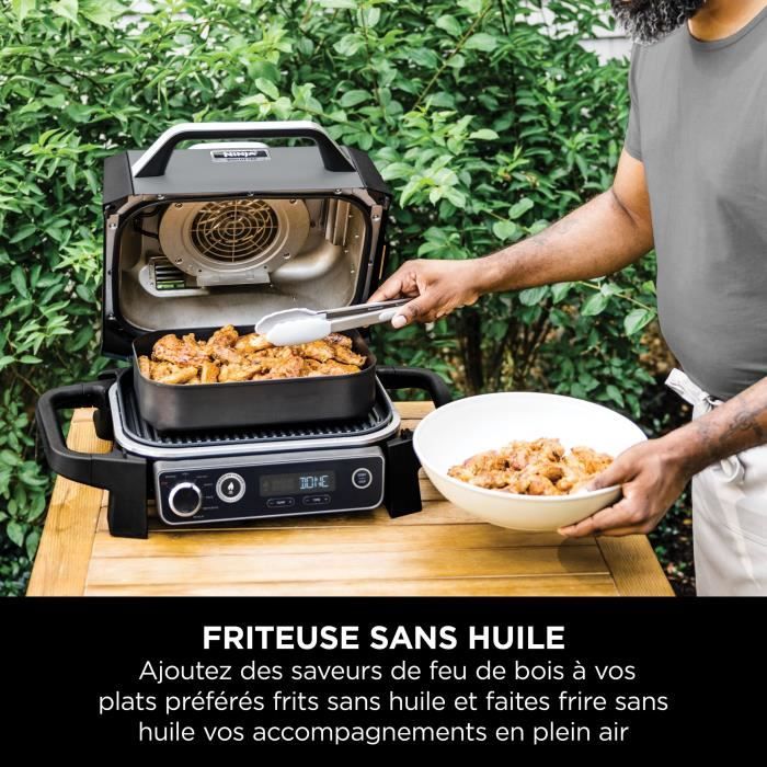 Grille-viande Ninja WOODFIRE - BARBECUE D'EXTERIEUR AVEC FUMOIR ELECTRIQUE