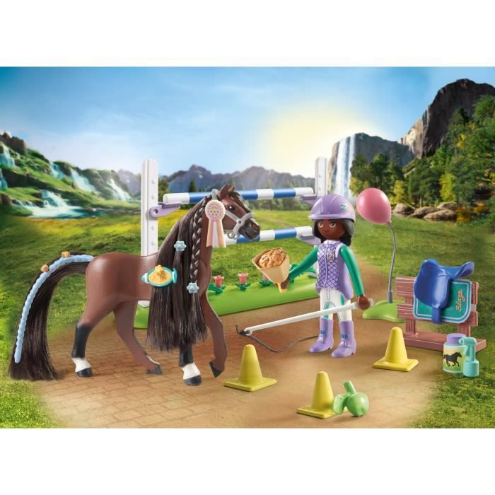 PLAYMOBIL 71355 Zoe & Blaze avec parcours d'obstacles, Horses of Waterfall, 67 pieces, Des 5 ans