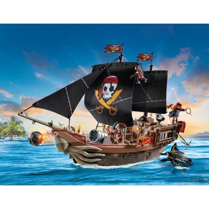 PLAYMOBIL 71530 Bateau pirates, 137 pieces dont 3 personnages et 4 animaux, Les Pirates, Jeu de rôle créatif, Des 4 ans