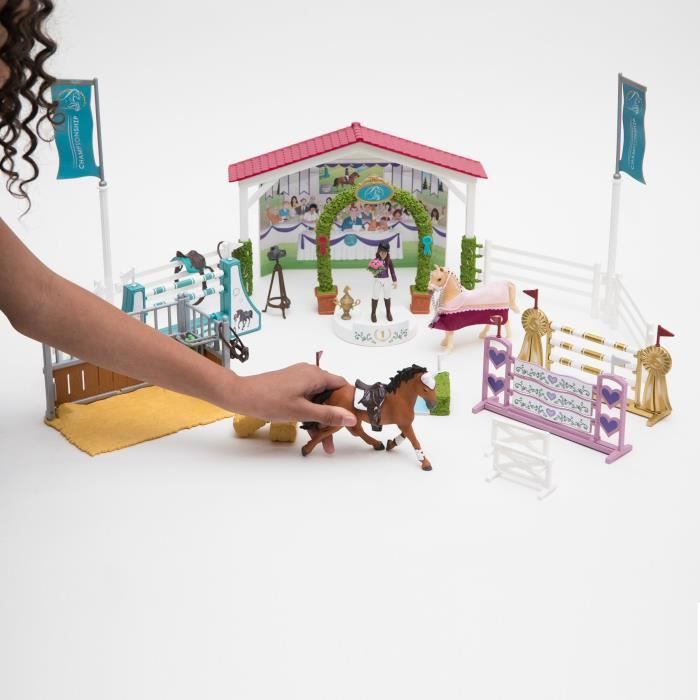 Tournoi équestre entre amis, coffret schleich avec 86 éléments inclus dont 1 cheval schleich et 2 personnages, coffret figurines