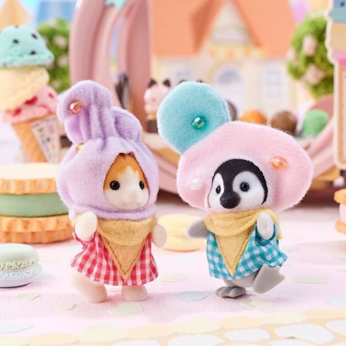 Le duo costumé Cremes glacées - SYLVANIAN FAMILIES - 5685 - Bébé Pingouin et Chat Roux avec costumes exclusifs